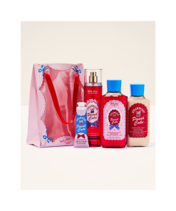 Bath and Body Works • Strawberry Pound Cake Kit