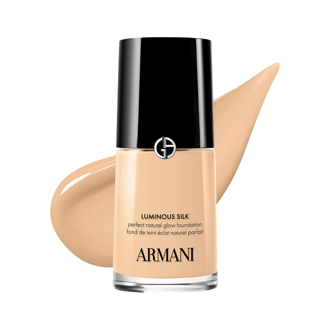 Armani Beauty Luminous Silk Natural Glow Blurring Liquid Foundation with 24 Hour Wear - Imagen 2