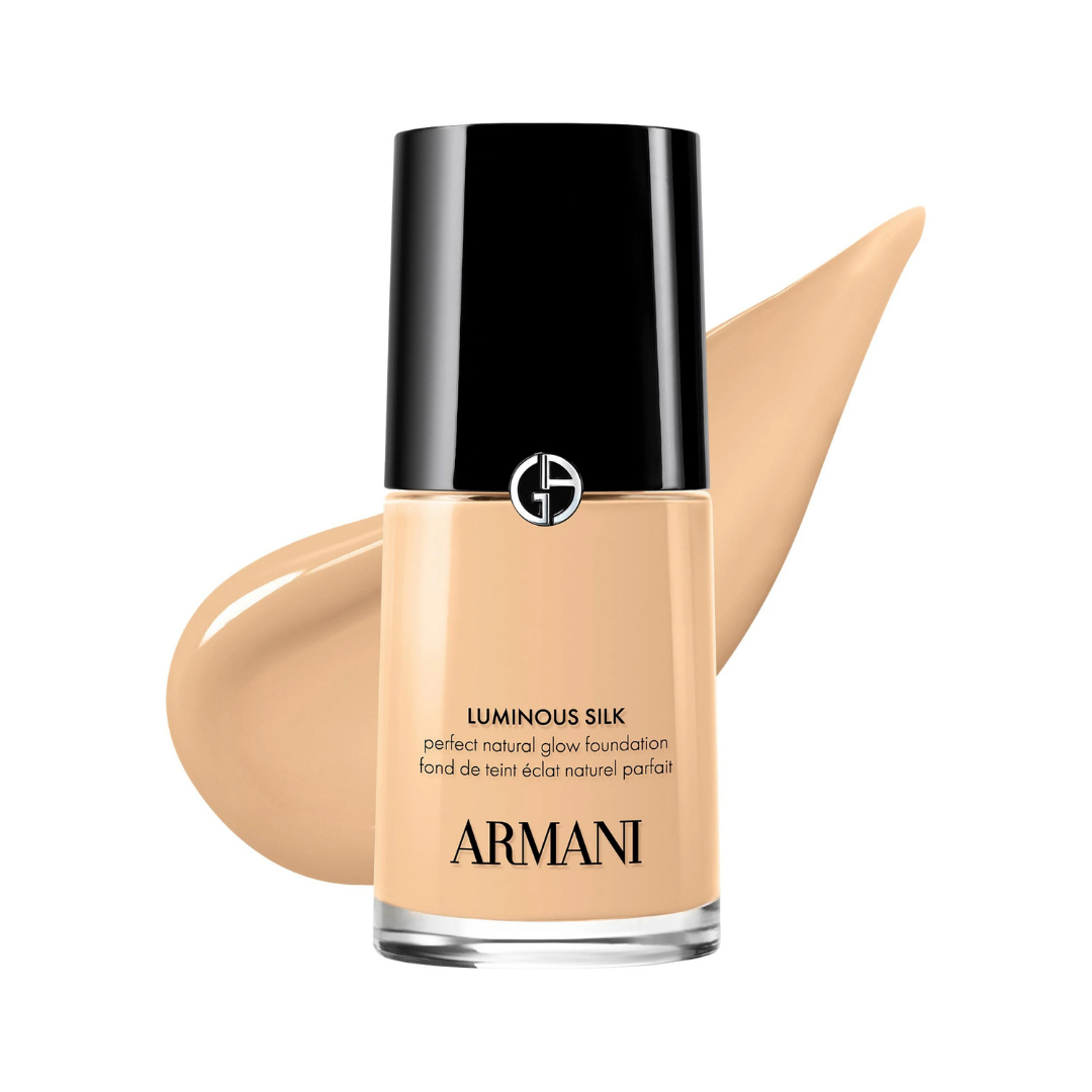 Armani Beauty Luminous Silk Natural Glow Blurring Liquid Foundation with 24 Hour Wear - Imagen 7