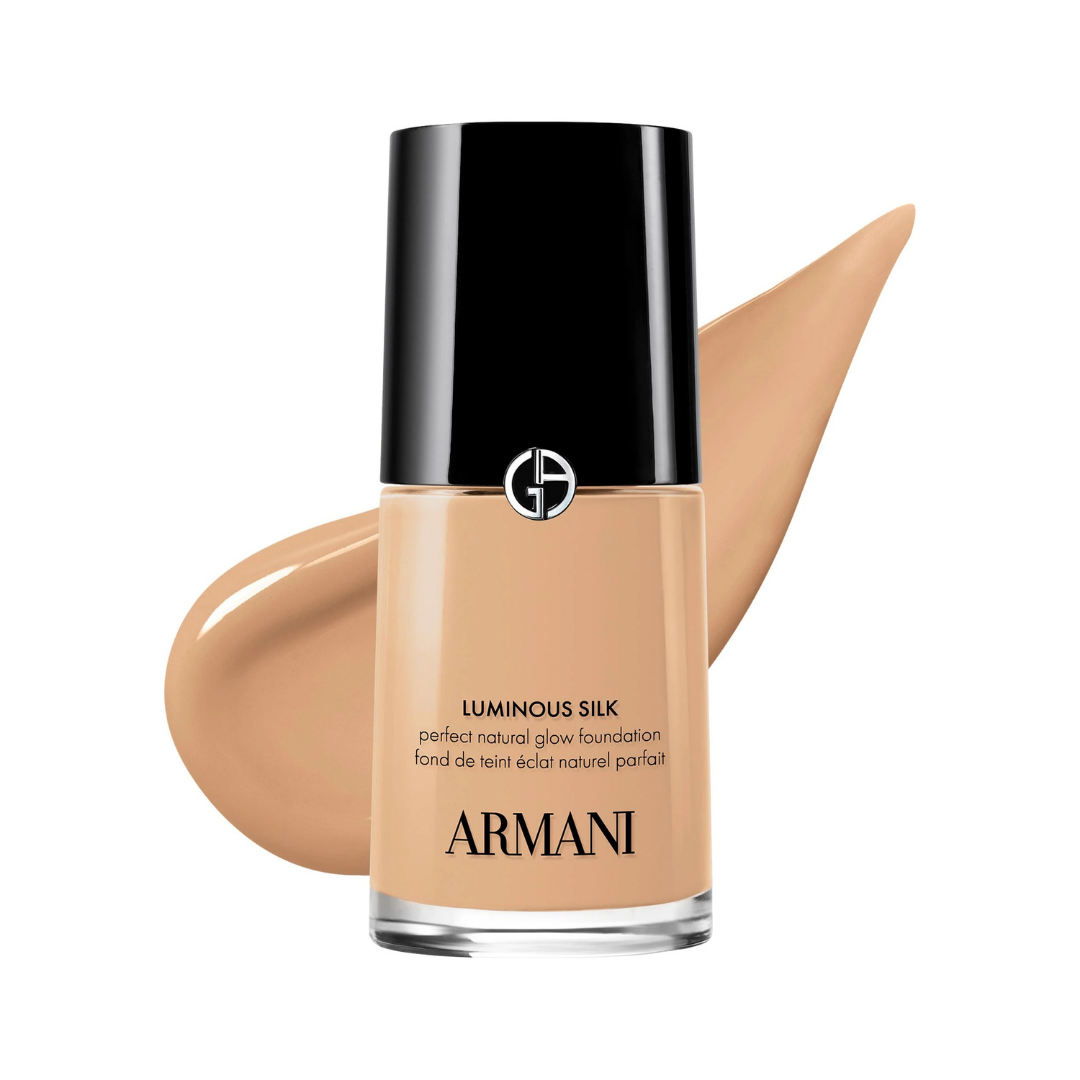 Armani Beauty Luminous Silk Natural Glow Blurring Liquid Foundation with 24 Hour Wear - Imagen 10