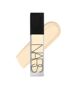 NARS  Natural Matte Longwear Pore Blurring Medium-to-Full Coverage Foundation