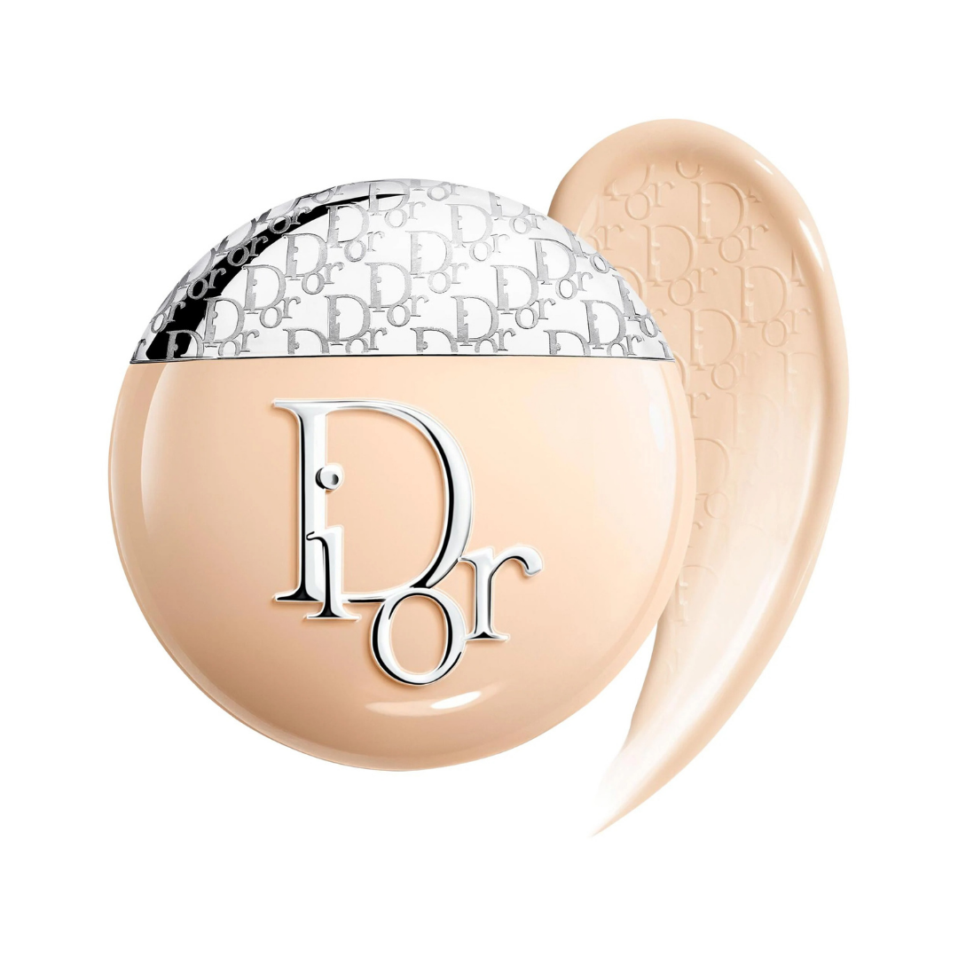 DIOR Backstage Glow-Up Skin Tint Hydrating Tinted Moisturizer SPF 20 - Imagen 4